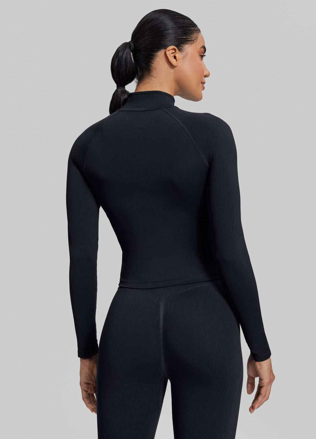 Ultrasculpt Longline Full Zipper Seamless Breathable Warm Jacket - Image 3