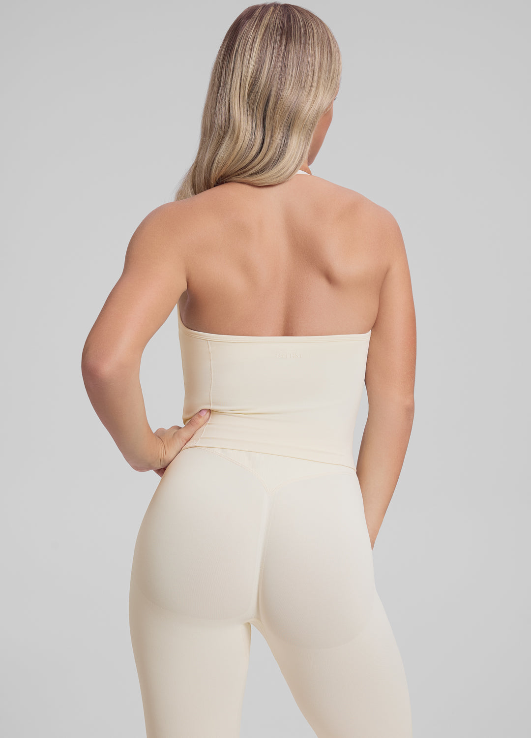 Ultrasculpt High Waisted Butt Lifting Tummy Control Shaping Training Leggings - Image 4