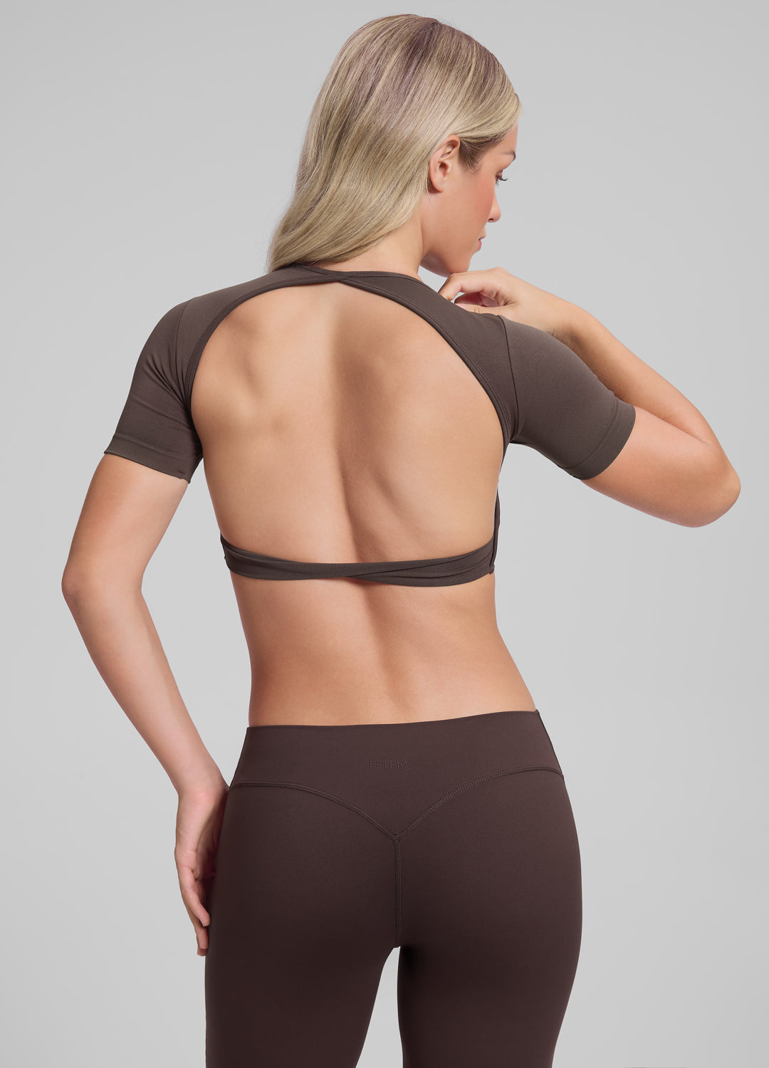 Ultrasculpt Crew Neckline Backless Removable Bra Cups Seamless Crop Top - Image 2
