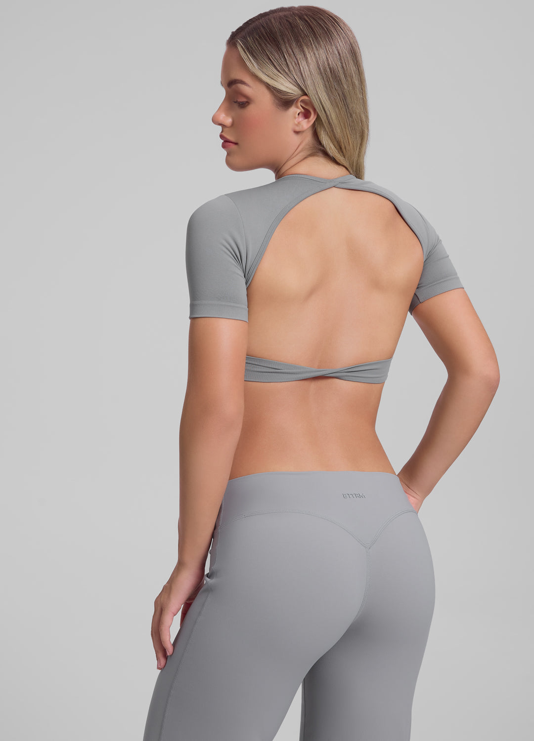 Ultrasculpt Crew Neckline Backless Removable Bra Cups Seamless Crop Top - Image 3