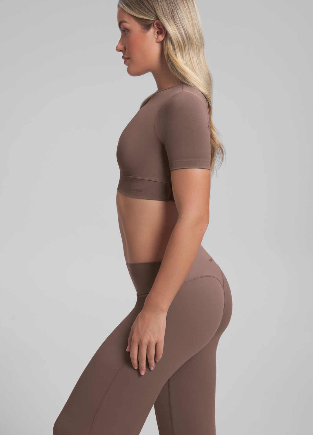Ultrasculpt Crew Neckline Backless Removable Bra Cups Seamless Crop Top - Image 3