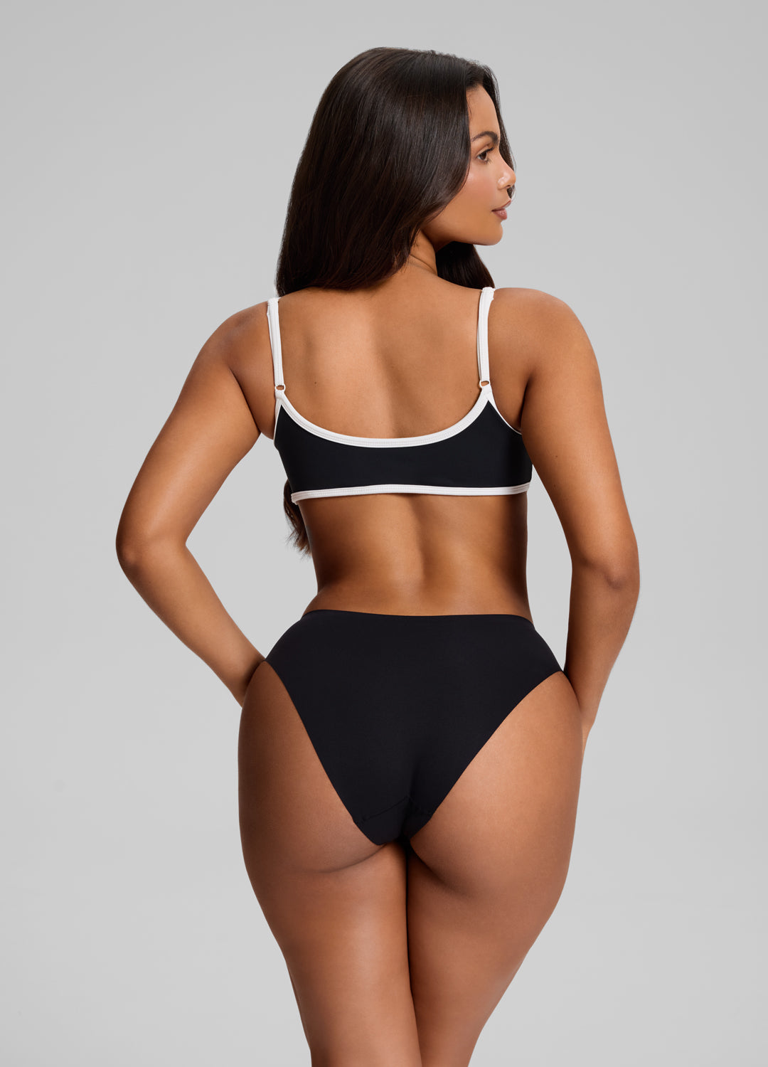 Seamless Mid-Rise Bikini