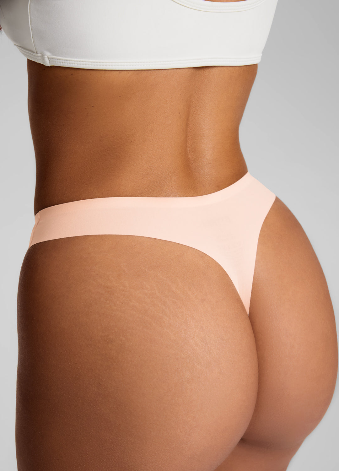 Seamless Mid-Rise Thong - Image 4