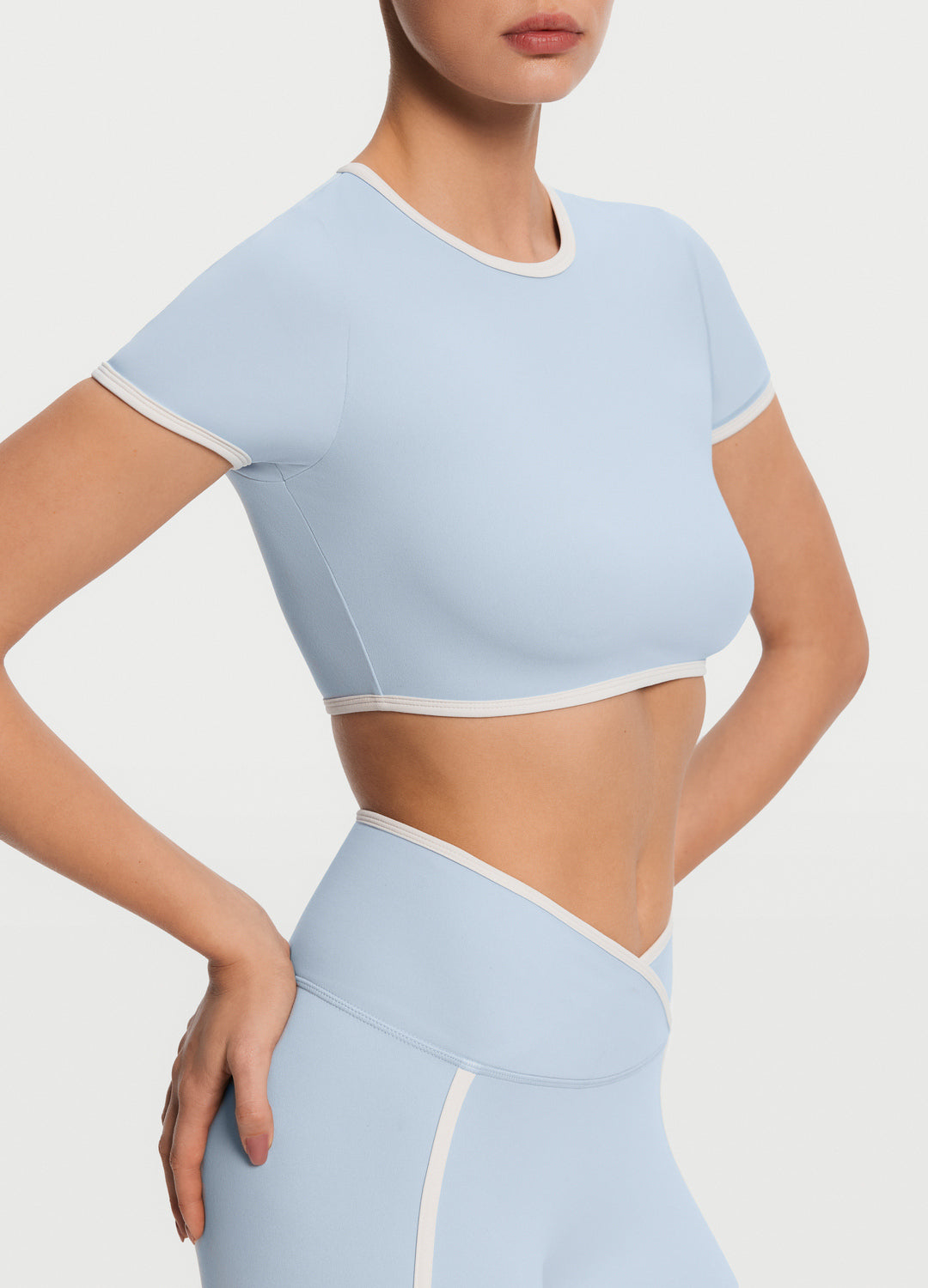 Casual Cropped T-Shirt - Image 4