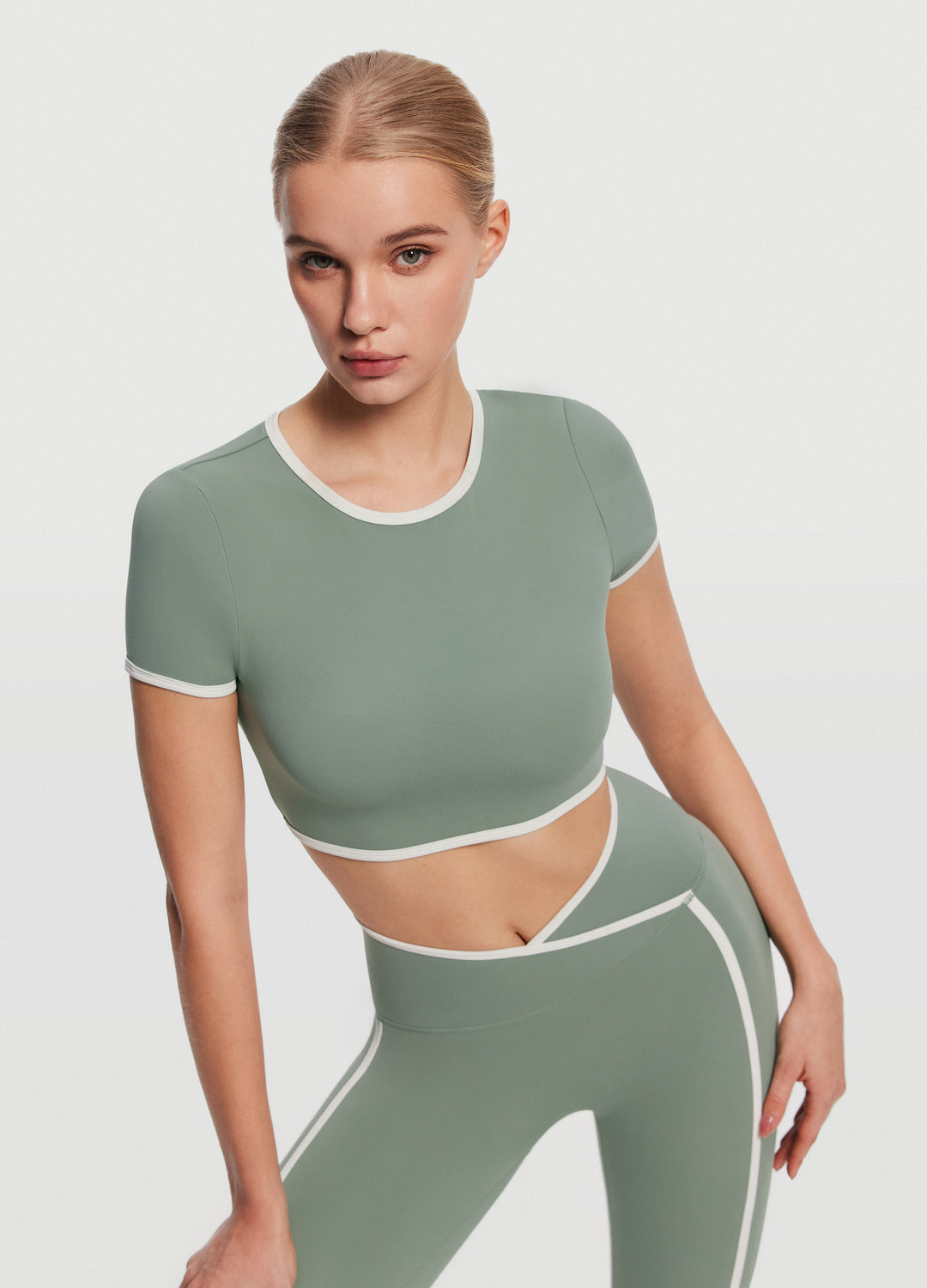 Casual Cropped T-Shirt - Image 5