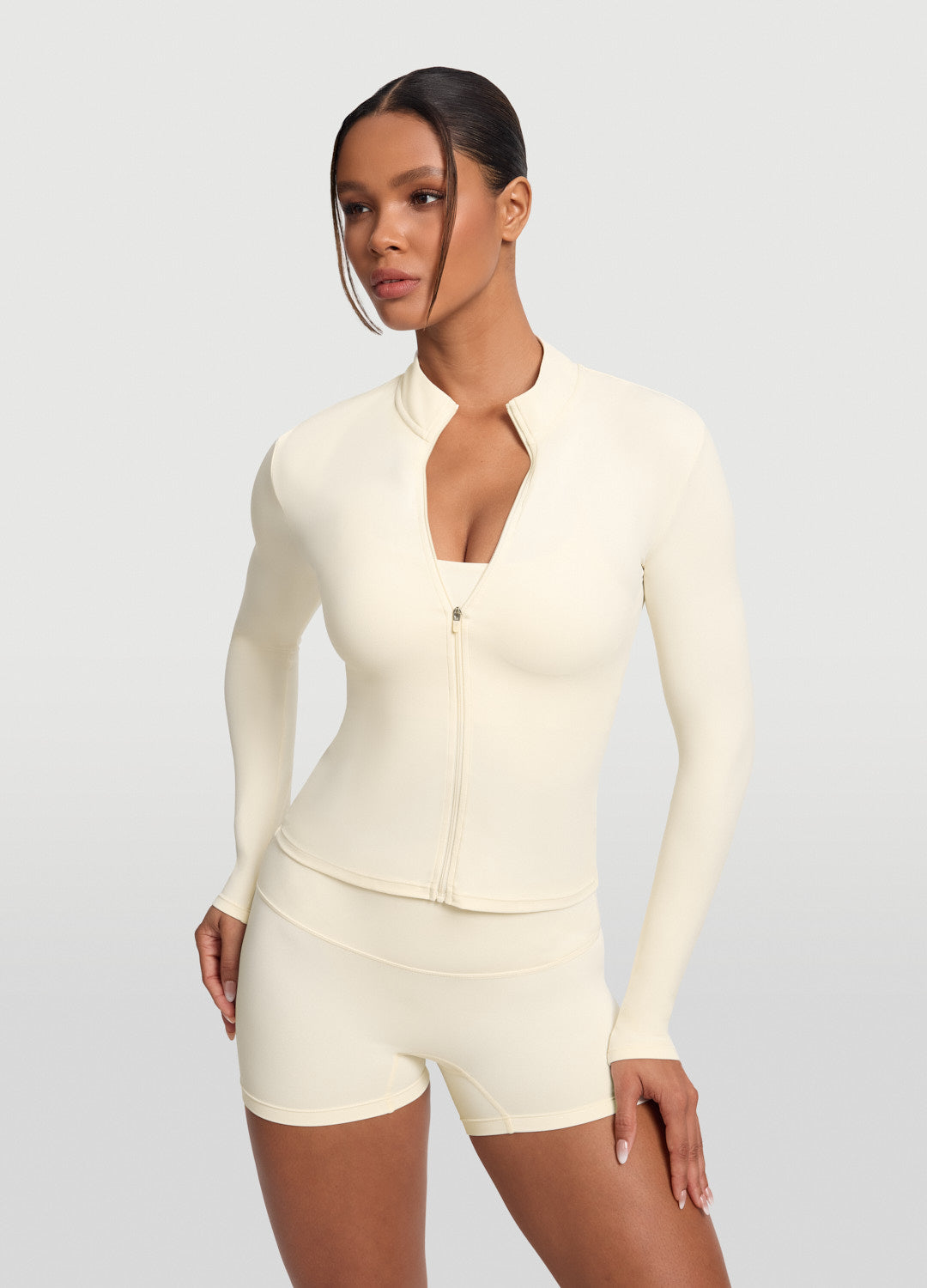 Sleek Zip-Up Long Sleeve Jacket - Image 5