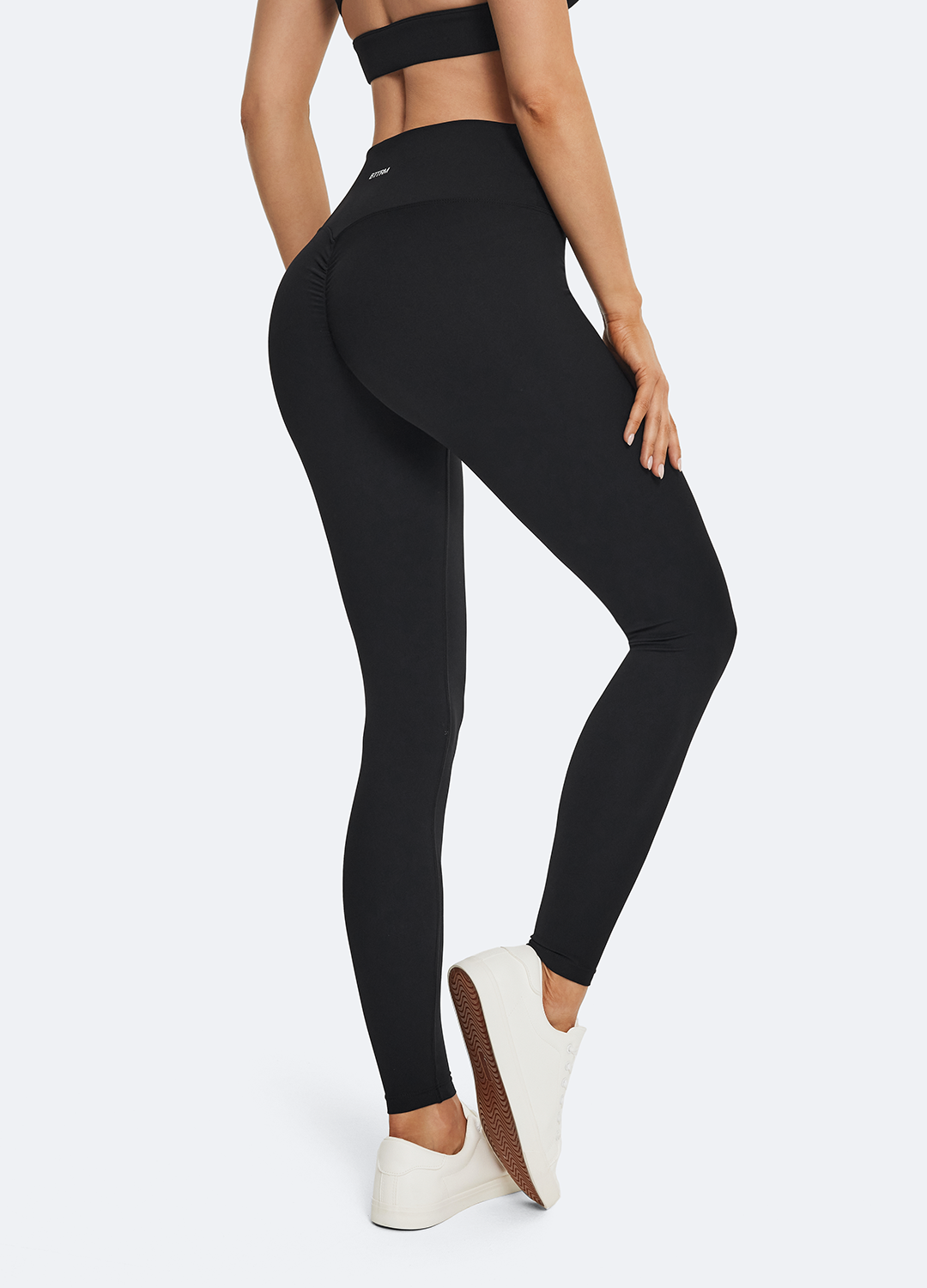 V-Cut Scrunch Leggings - Image 2