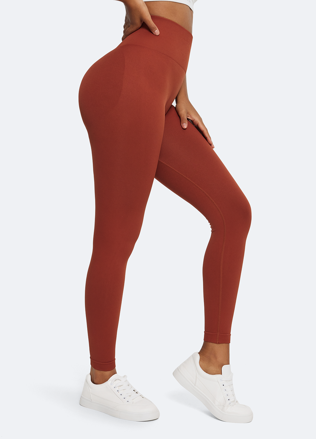 V-Back Scrunch Leggings - Image 3