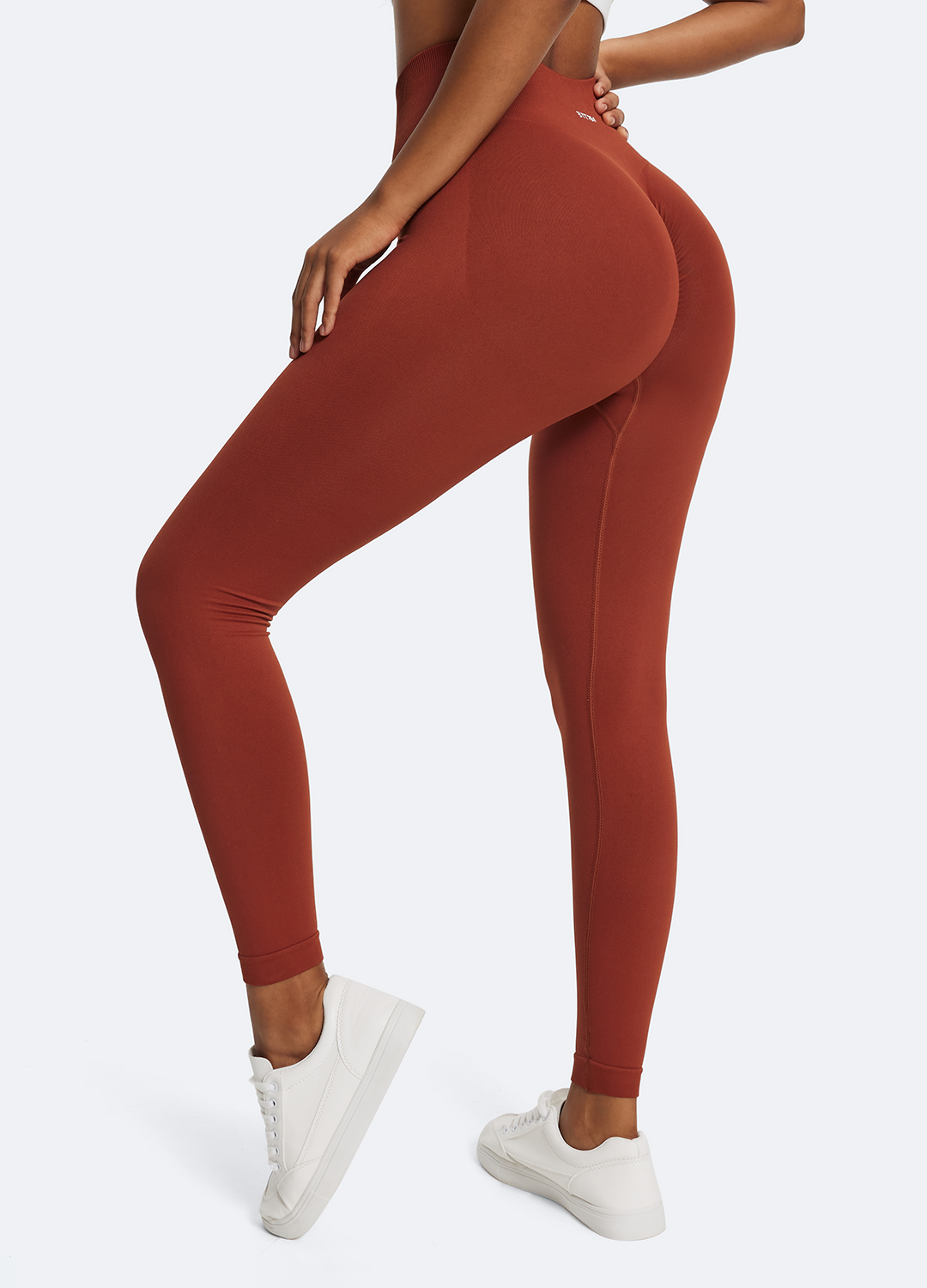 V-Back Scrunch Leggings - Image 2