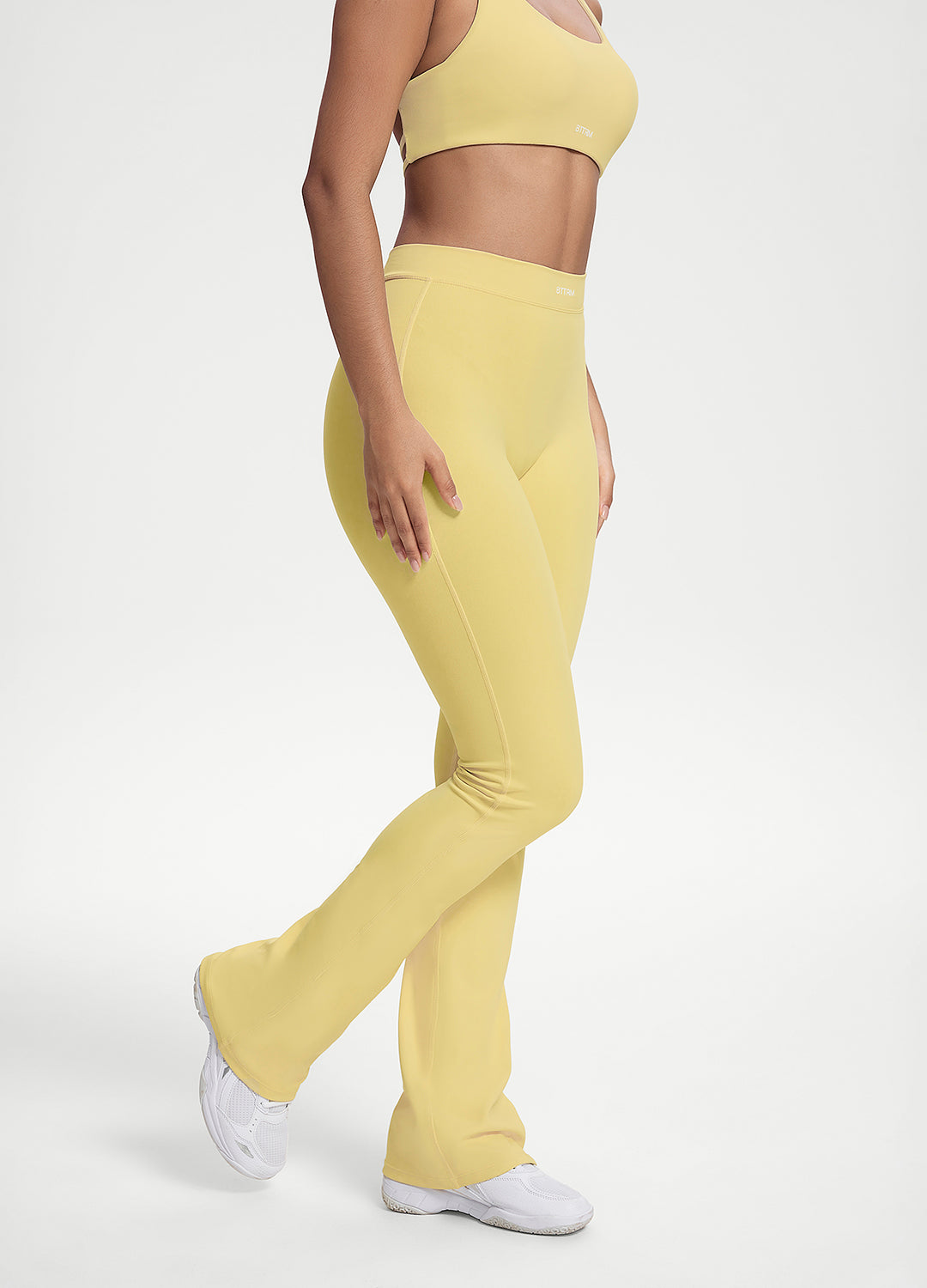Scrunch Back Flared Leggings - Image 2