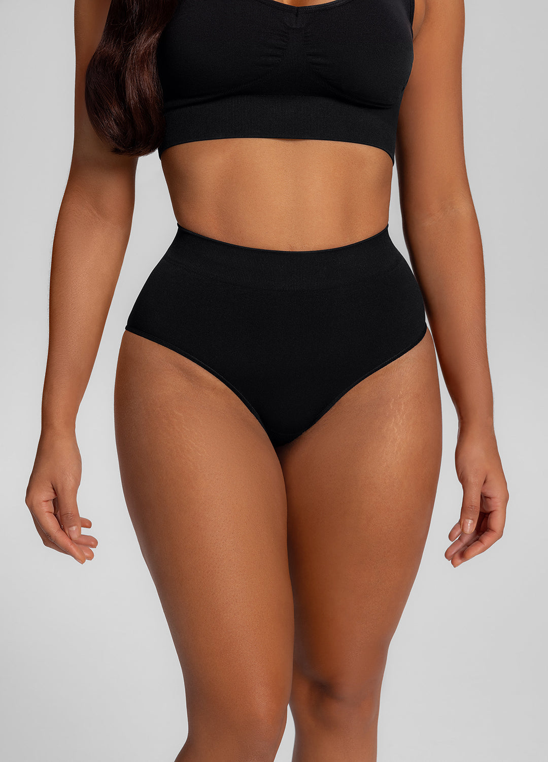 Seamless Mid-Rise Tummy-Control Butt-Lifting Sculpting Briefs - Image 4