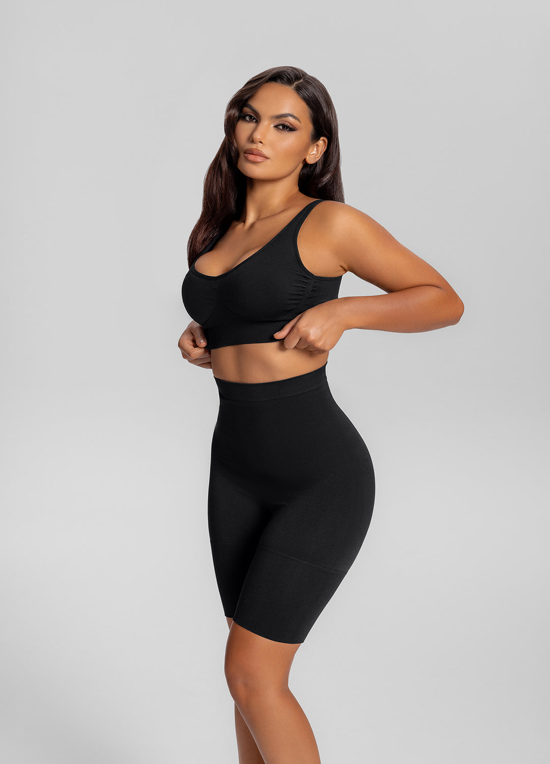 Seamless Mid-Thigh Tummy-Control Butt-Lifting Sculpting Shorts - Image 6